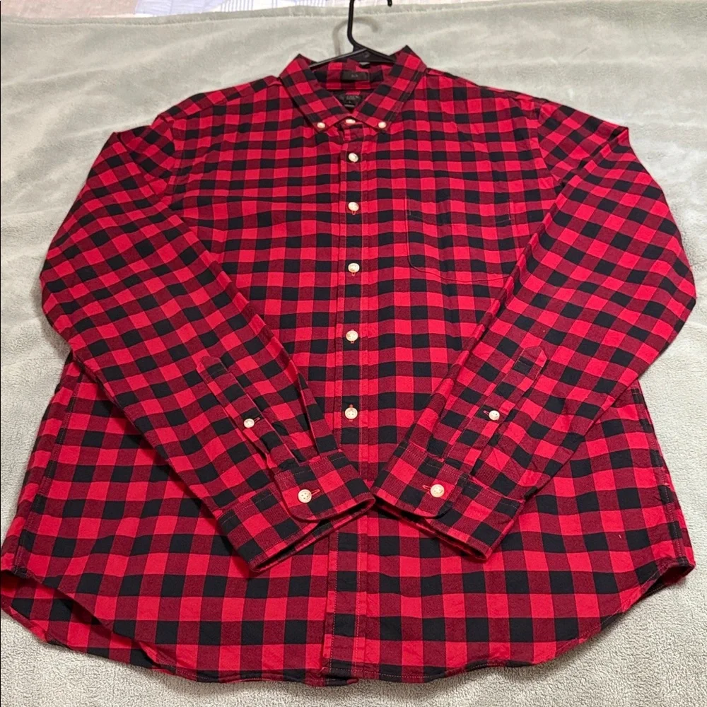 J. Crew Red and Black Plaid Oxford Shirt EXCELLENT CONDITION